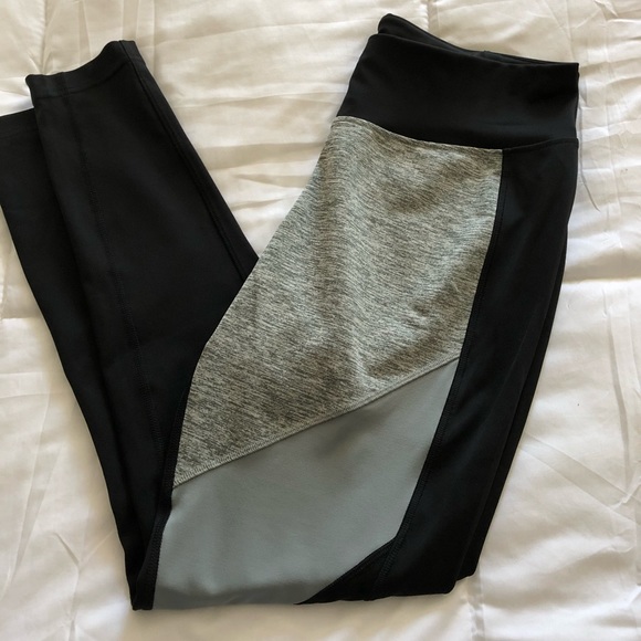 Reebok Pants - Reebok athletic leggings